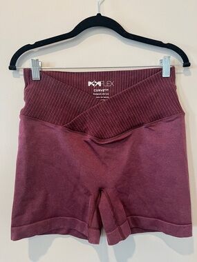 POPFLEX Curve Flex Criss Cross Ribbed Shorts